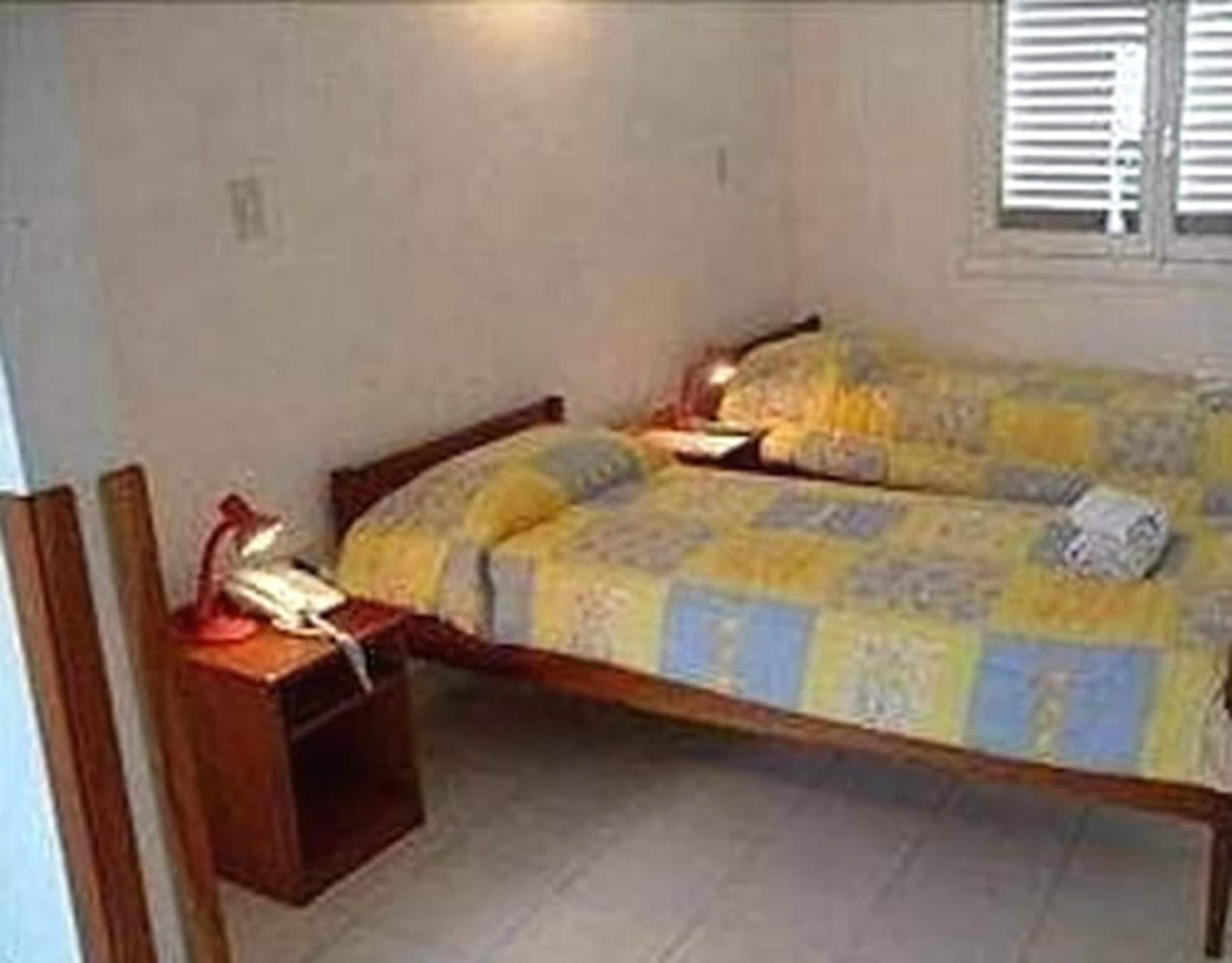 Hotel Palmas Del Sol アスンシオン エクステリア 写真