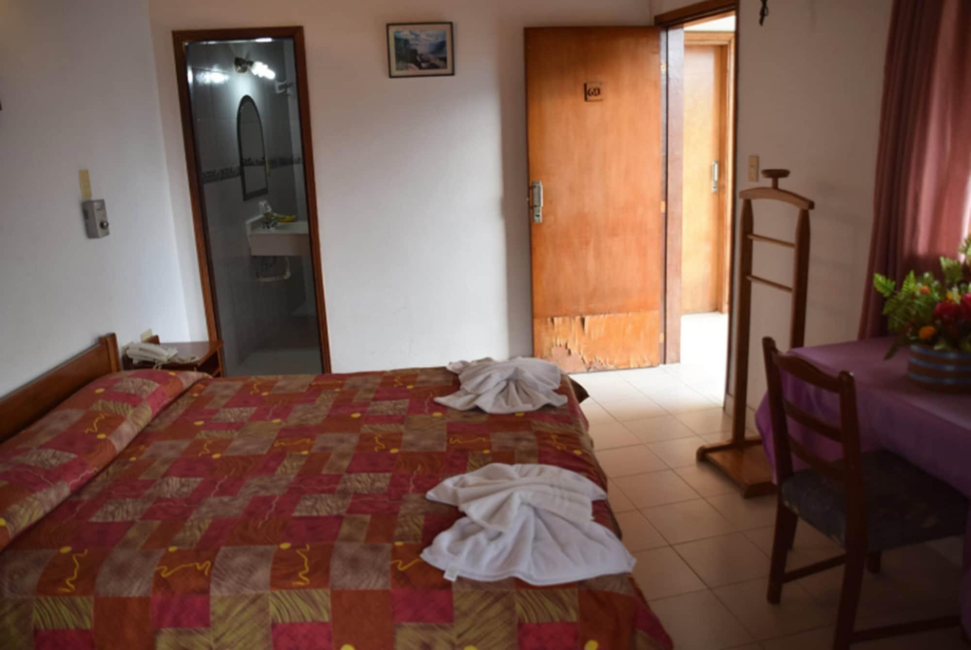 Hotel Palmas Del Sol アスンシオン エクステリア 写真